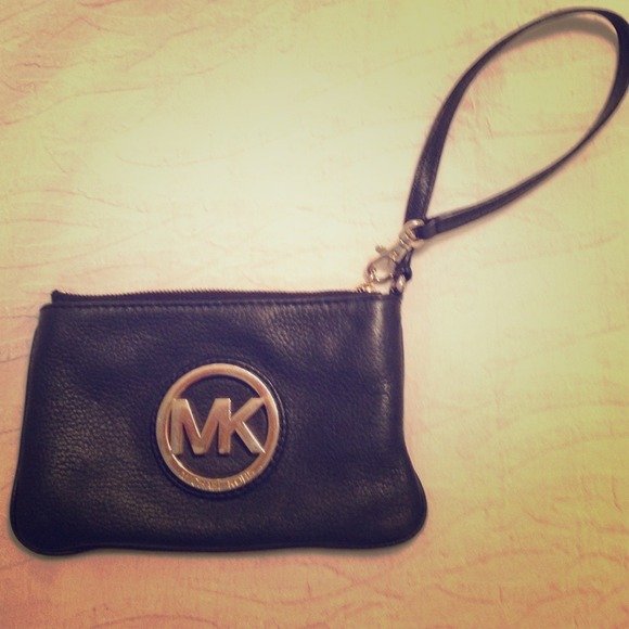 Michael Kors wristlet
