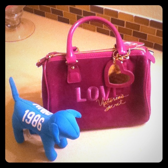 Purple VS bag *****NEW PICS*****