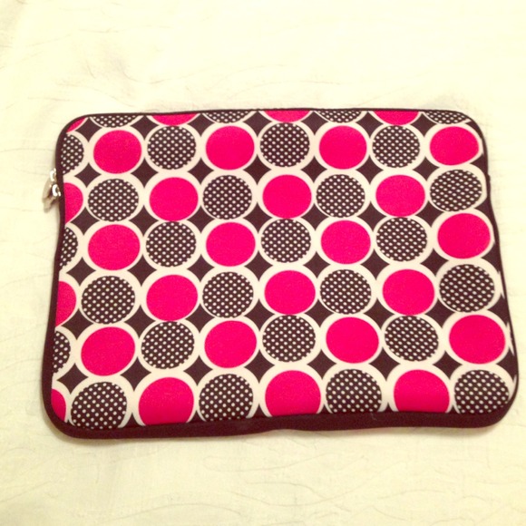 Brand New polka dot laptop case