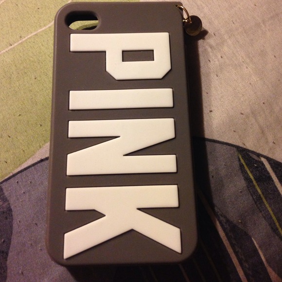 Pink VS iPhone 4/4s case