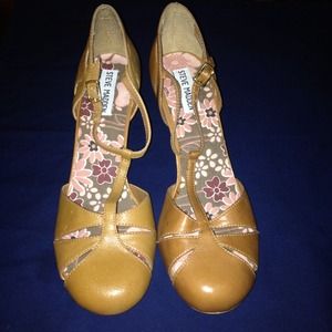 Steve Madden heels