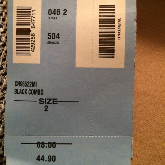 Reduced price! Skirt and jacket suit - Picture 3 of 4