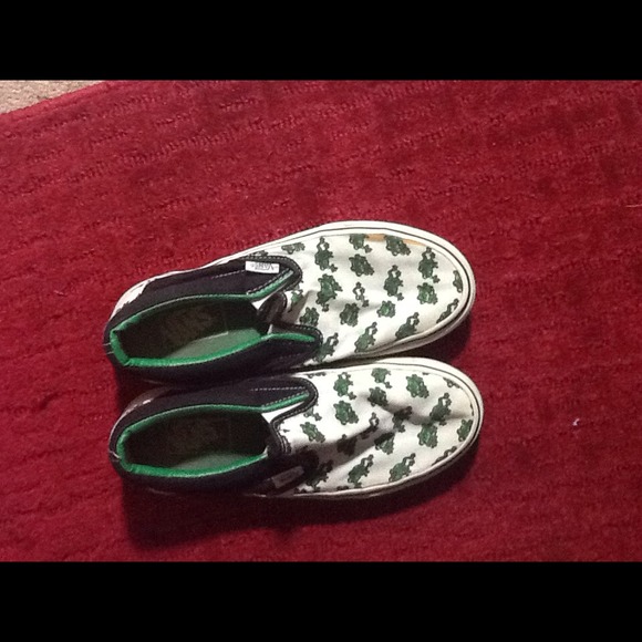 Froggy vans!