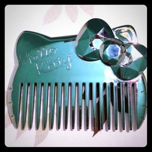 Hello Kitty metallic comb fr Sephora