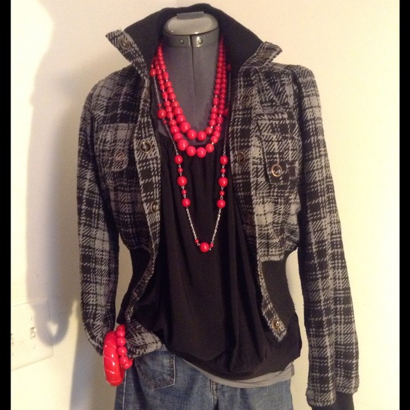 *****SOLD*******FOREVER 21 *****