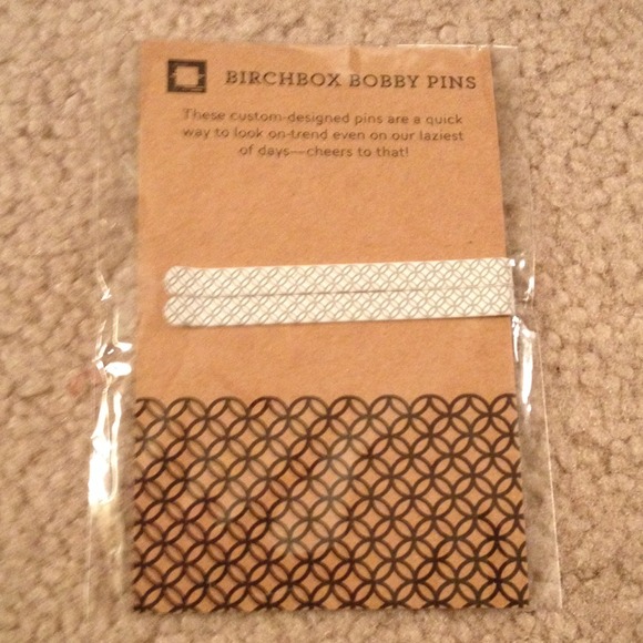 Birchbox bobby pins