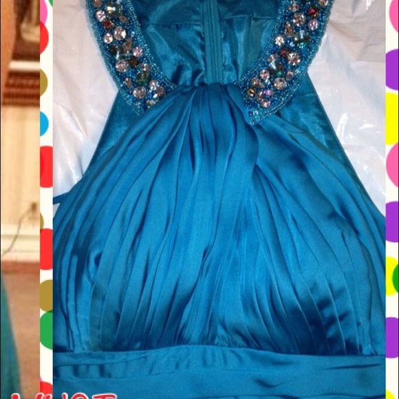 REDUCED❗❗Must Go! please share 🙏👗❤💋 - Picture 2 of 4