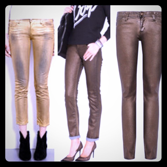 SOLD ❌Distressed Gold Skinny Jeans