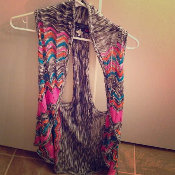 Multi-color shirt/jacket?