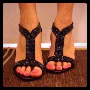 Glint heels