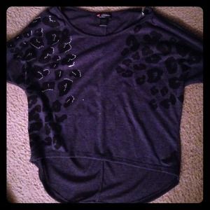 Grey/blue leopard shirt