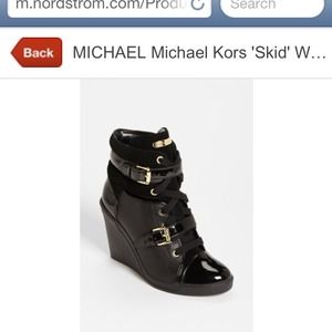 MK Wedge sneaker worn 3x still look new