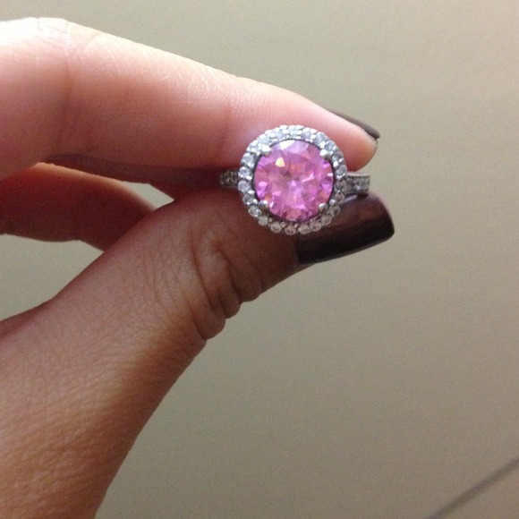 LOWEST💵Sterling silver huge pink Safire ring - Picture 4 of 4