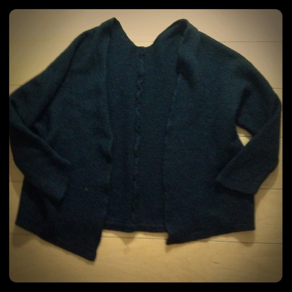 Brandy Melville Caroline Cardigan