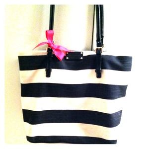 🎉HOST PICK🎉❗️$$CUT❗️Kate Spade Black Ivory Tote