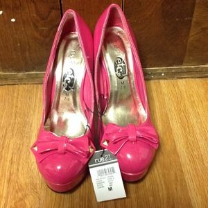 Rue 21 hot pink patent faux leather pumps w/ studs
