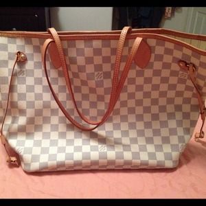 Louis Vuitton neverfull mm