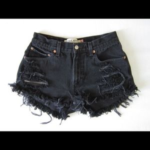 RESERVED!!! 💥SALE💥 Levi's high waisted studded