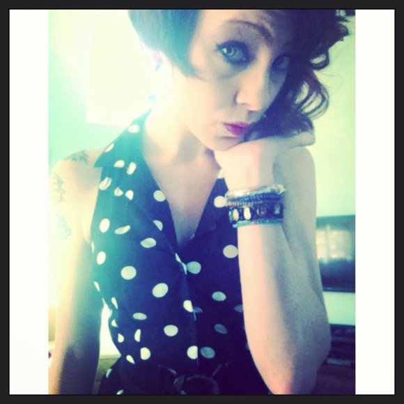 Black&white polkadot dress.