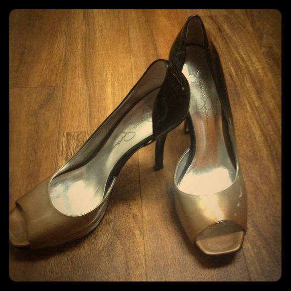 Jessica Simpson heels