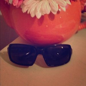 🚫Bundled🚫Kenneth cole Sunglasses 👓