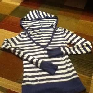 Aeropostale Hoody Sz Small blue & white stripes