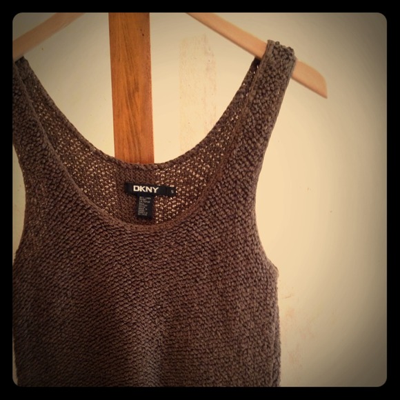 DKNY Crocheted Shell - Like Raffia - Picture 1 of 2