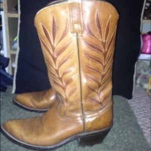 Acme Leather Cowboy boots sz 9reseeved💥🌟✨💫