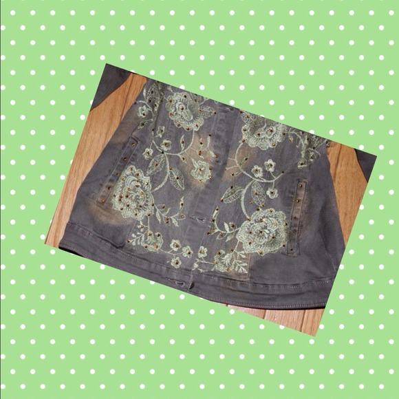 Embellished denim from anthropologie- like new! - Picture 3 of 4