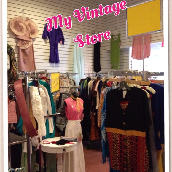 Listing bundles for resale collect to share!! fun goodies!! - Picture 5 of 9