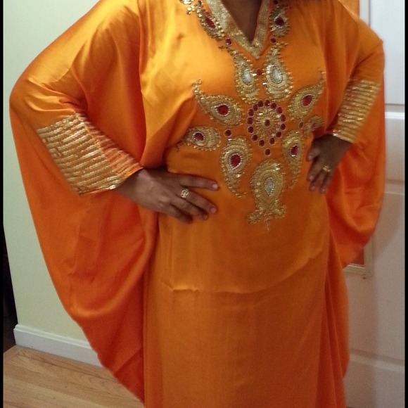 Kaftans - Picture 3 of 3