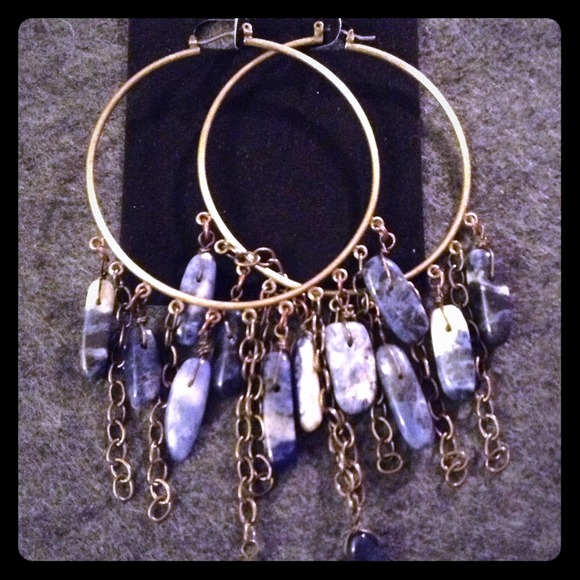 Sodalite semiprecious stones in brass hoops