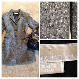 🍂❤️ 10/7 NEW LISTING M Kors Wool tweed coat!