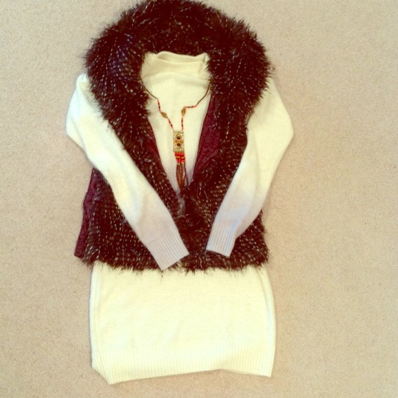 Victoria's Secret Outerwear - 🚨SOLD***Faux Fur Vest🚨
