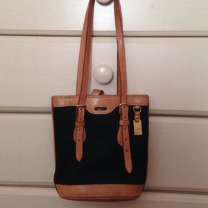 Authentic Dooney & Bourke *PRICE NEGOTIABLE*