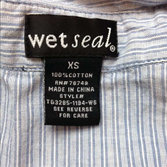 ❌Sold in bundle❌Dressy collared button down blouse - Picture 3 of 3