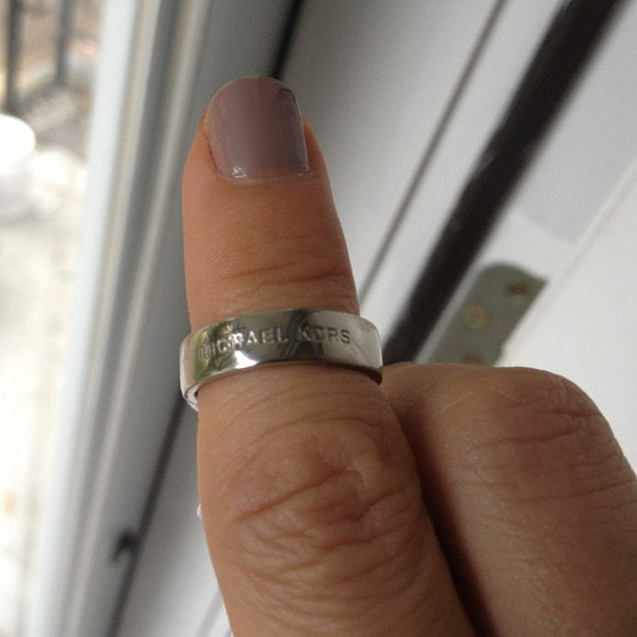 SOLDin bundle-NEW MKsilver buckle ring - Picture 2 of 3