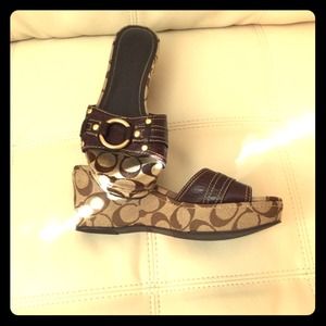 🚫SoldCoach sandals size 7.5🚫