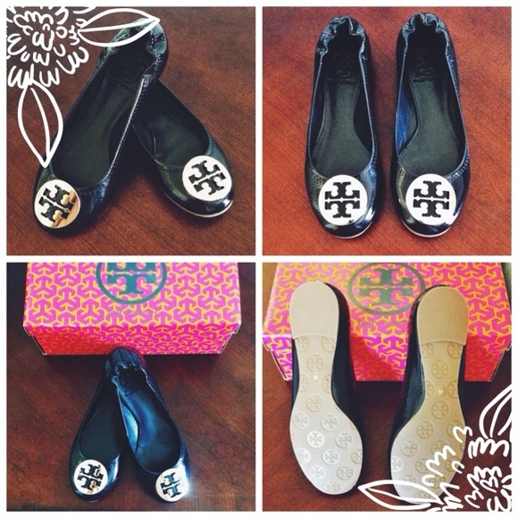 🚫SOLD🚫🌸Tory Burch Reva Flat🌸