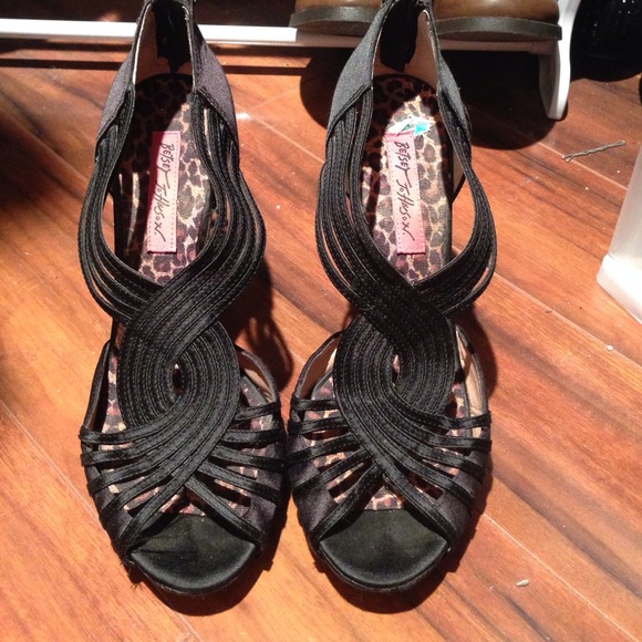 Black strappy heels
