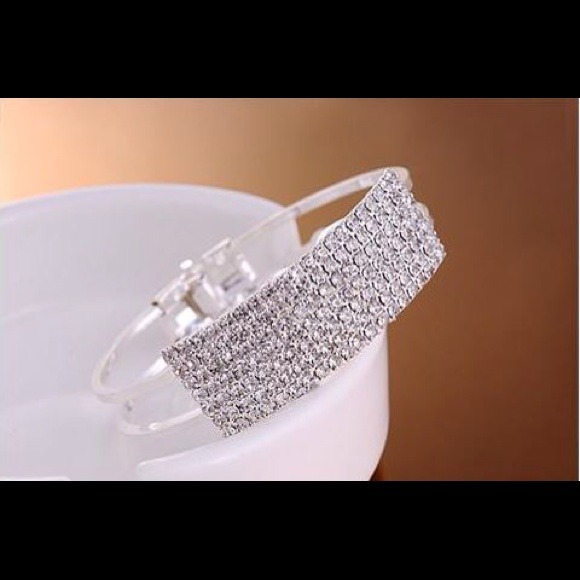 Shiny cuff - Picture 4 of 4