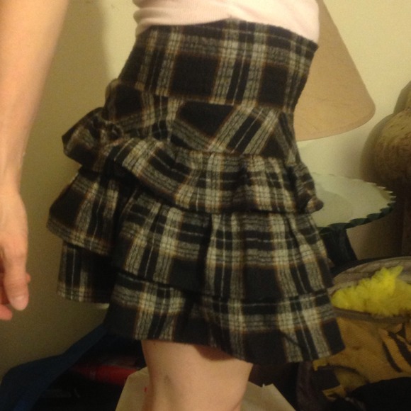 American Rag Plaid Ruffled Skirt - Picture 3 of 4
