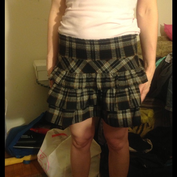 American Rag Plaid Ruffled Skirt - Picture 4 of 4