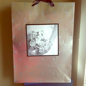 Elegant wedding gift bag.