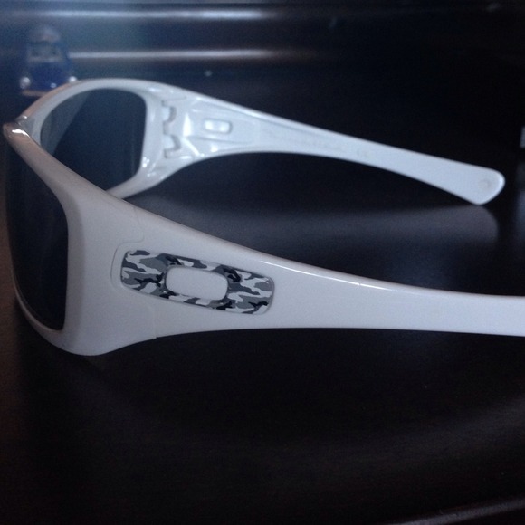 Oakley Gas Can sunglasses
