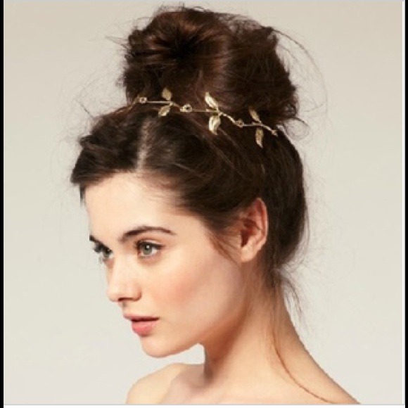 Leaf head band (pic taken in kind just uploaded) - Picture 2 of 3