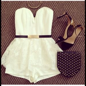 Sweetheart lace romper