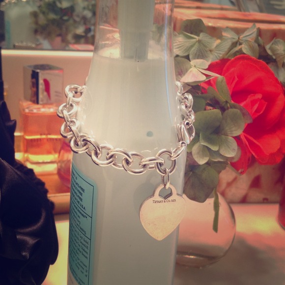 Tiffany & Co. Jewelry - Tiffany Sterling silver heart link bracelet