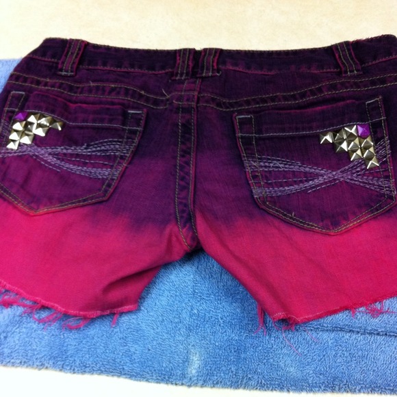 Custom shorts for $30. Tell me what you'd like! 😺 - Picture 3 of 4