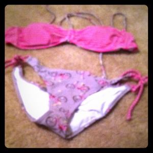 Op 2 piece nvr worn!